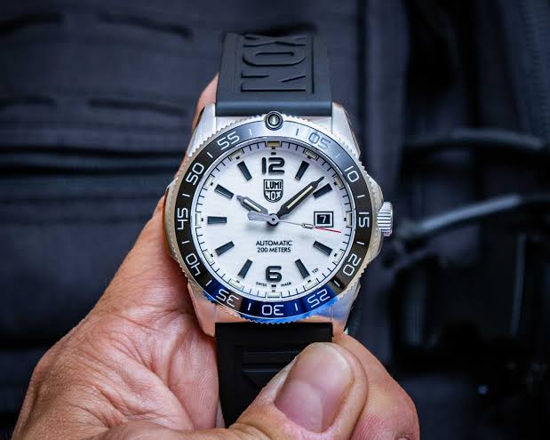 Pacific Diver 300M Watch